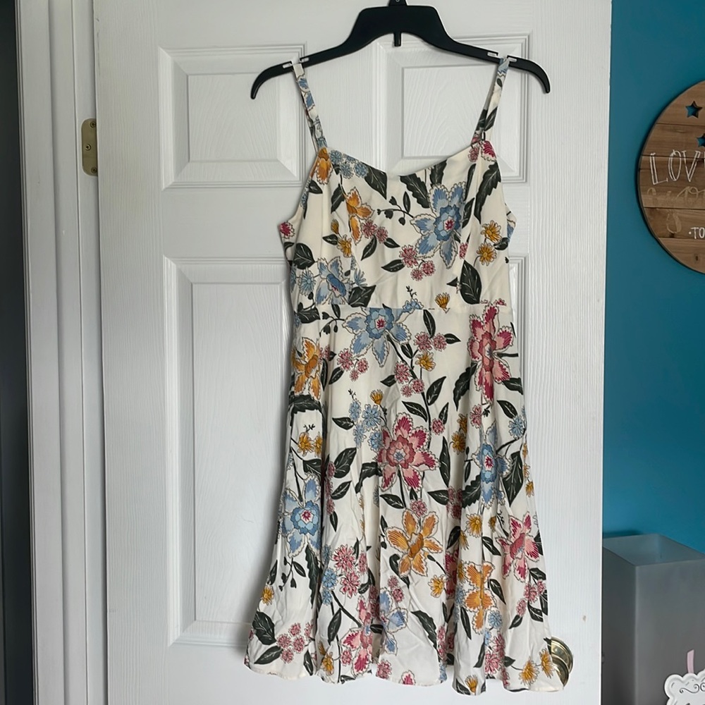 Light weight a line floral dress